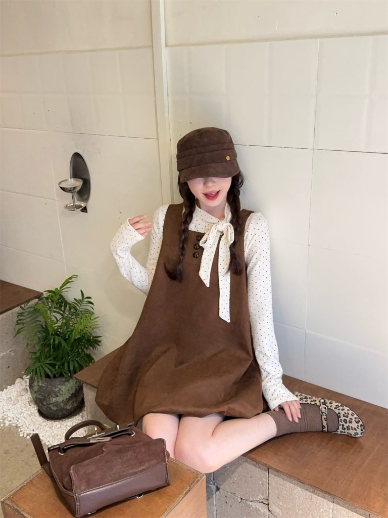 French Retro Two-Piece Set with Long Sleeve Top and Sleeveless Bubble Skirt Dress